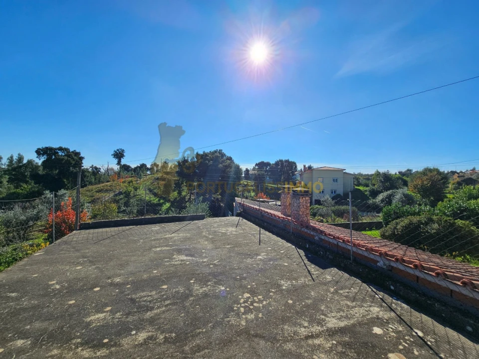 Moradia T4 para Venda em Vila Facaia Foto 24