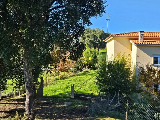 Moradia T4 para Venda em Vila Facaia Foto 22