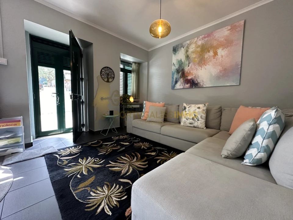 Moradia T4 para Venda em Serra e Junceira Foto 9