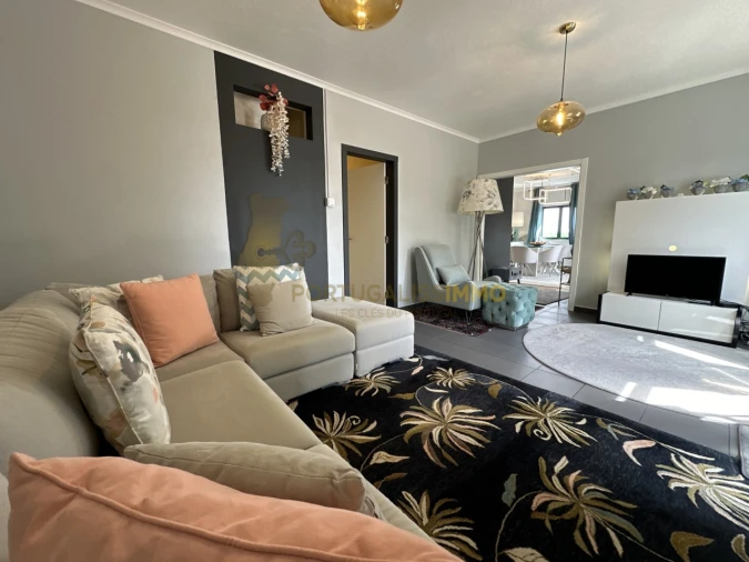 Moradia T4 para Venda em Serra e Junceira Foto 6