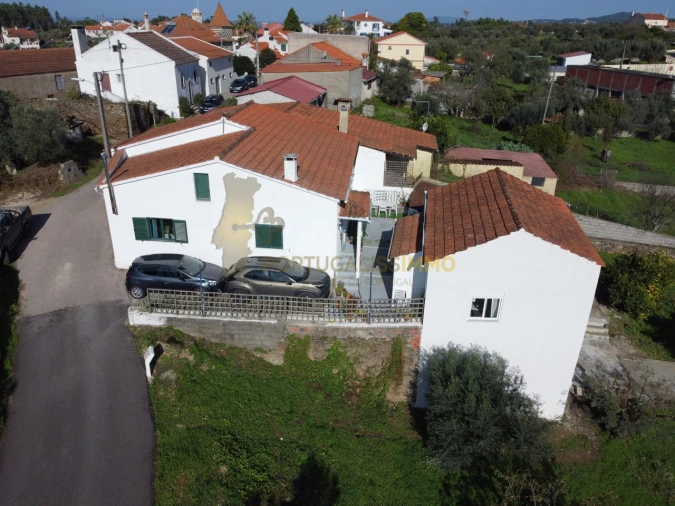 Moradia T4 para Venda em Serra e Junceira Foto 69