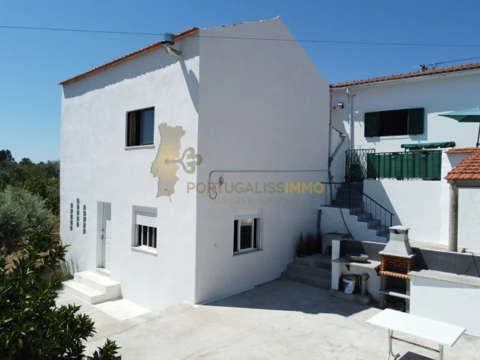 Moradia T4 para Venda em Serra e Junceira Foto 4