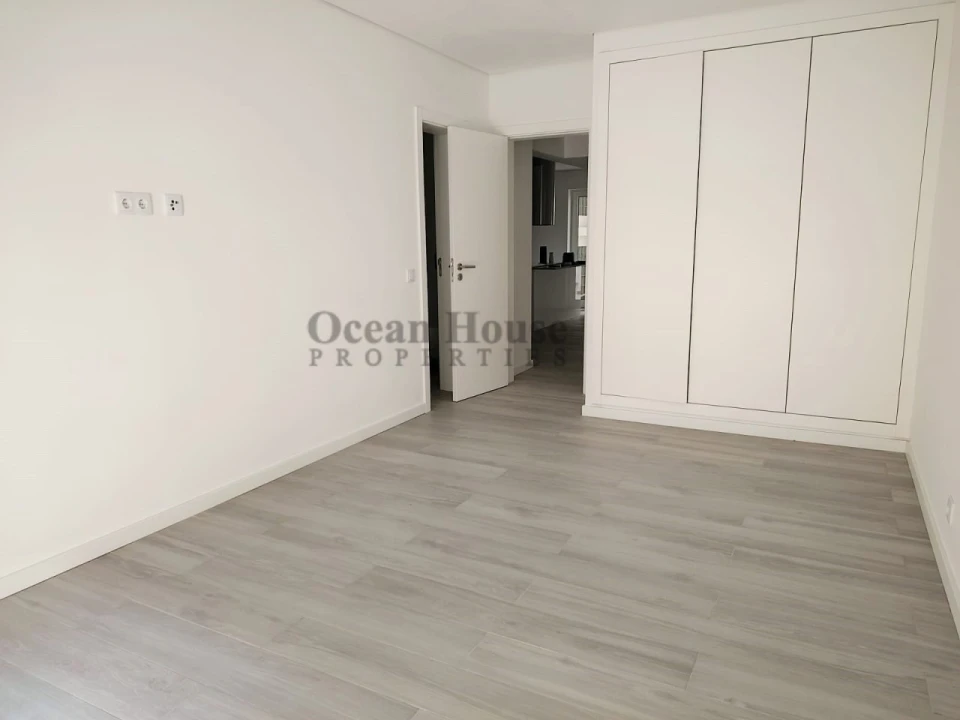 Apartamento T3 para Venda em Portimão Foto 6