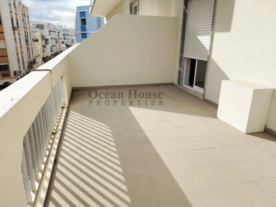 Apartamento T3 para Venda em Portimão Foto 1