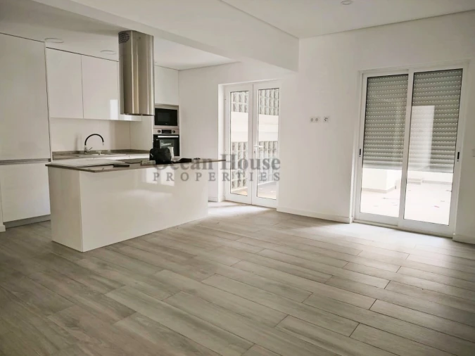 Apartamento T3 para Venda em Portimão Foto 4