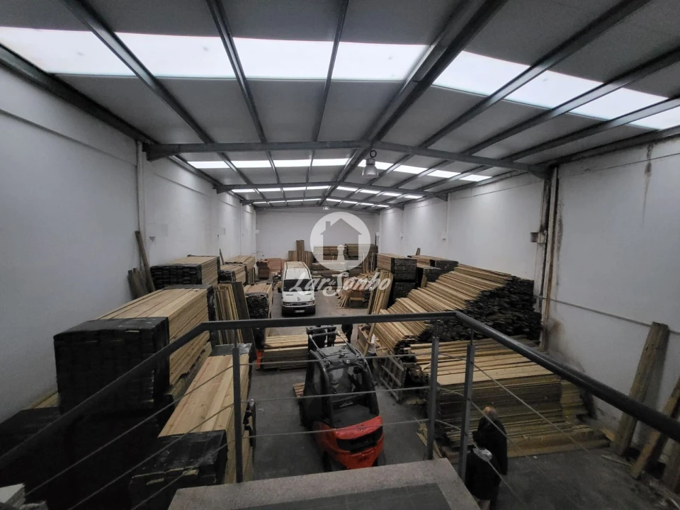 Armazém para Venda em Arvore Foto 3