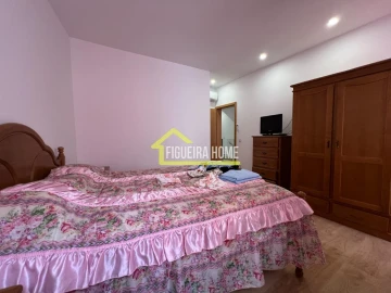 Moradia T4 para Venda em Buarcos