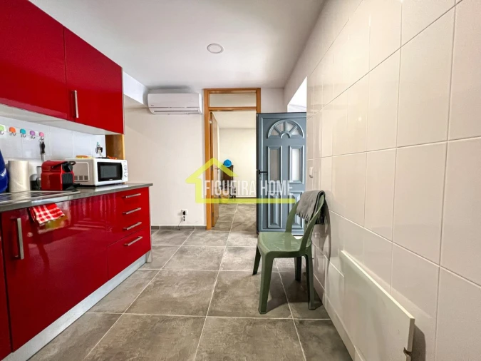 Moradia T4 para Venda em Buarcos Foto 19