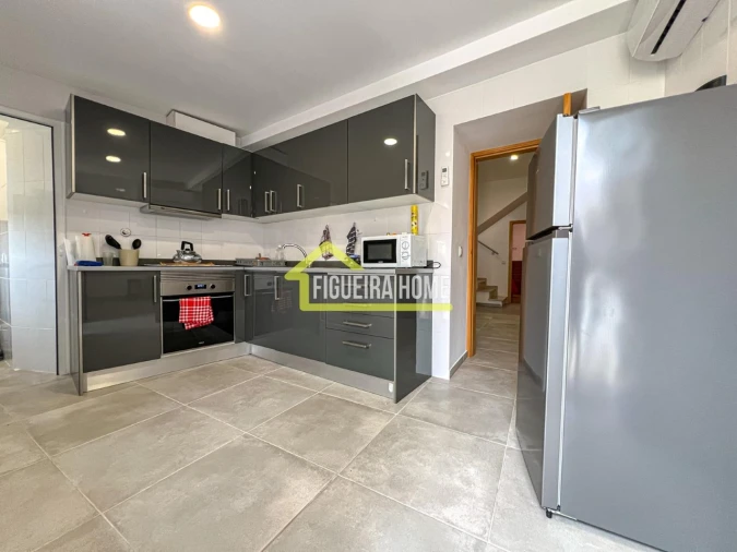 Moradia T4 para Venda em Buarcos Foto 24