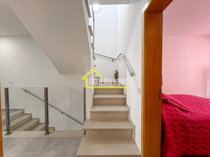 Moradia T4 para Venda em Buarcos Foto 52