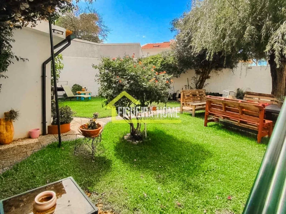 Apartamento T3 para Venda em Buarcos Foto 1