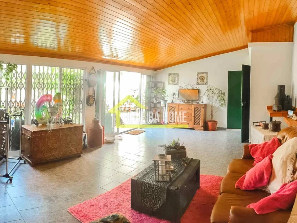 Apartamento T3 para Venda em Buarcos Foto 9