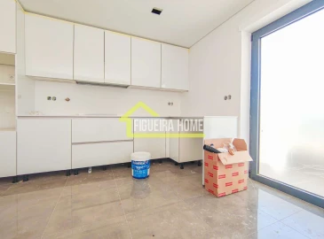 Moradia T4 para Venda em Tavarede