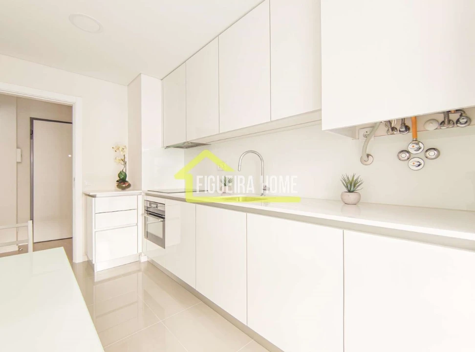 Apartamento T2 para Venda em Buarcos Foto 8