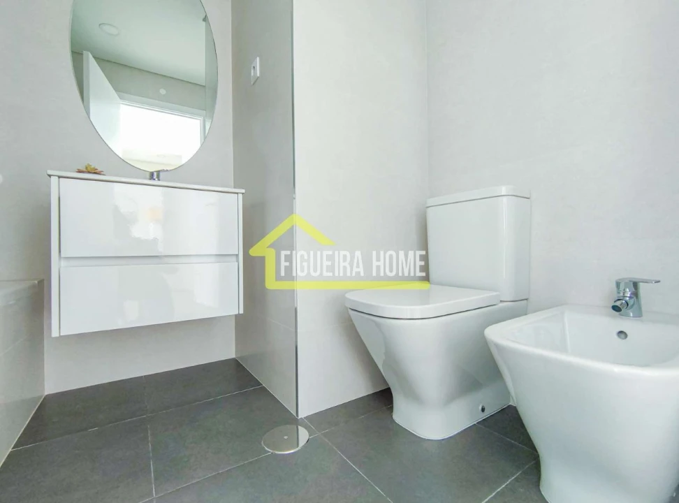 Apartamento T2 para Venda em Buarcos Foto 13