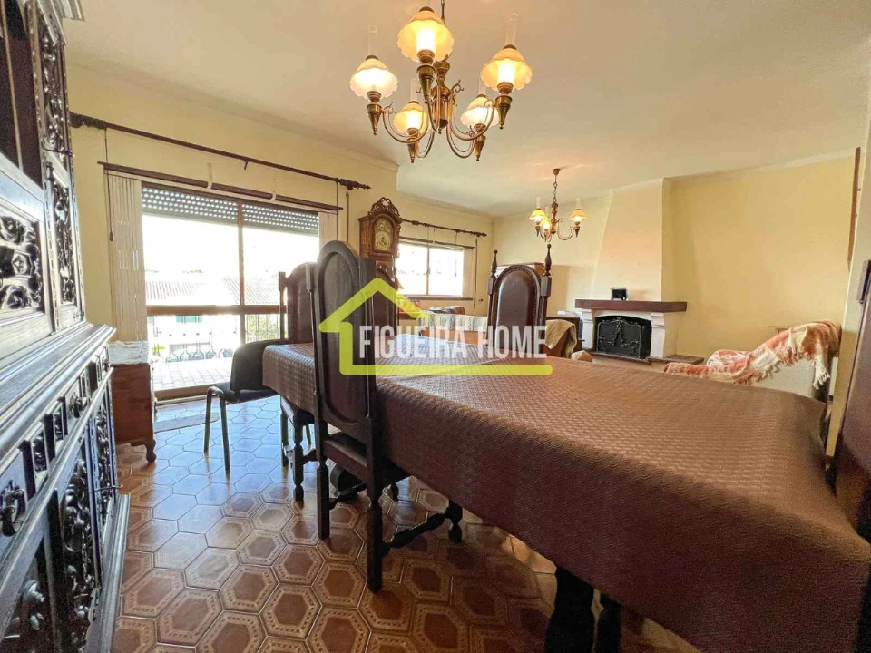 Moradia T4 para Venda em Buarcos Foto 19