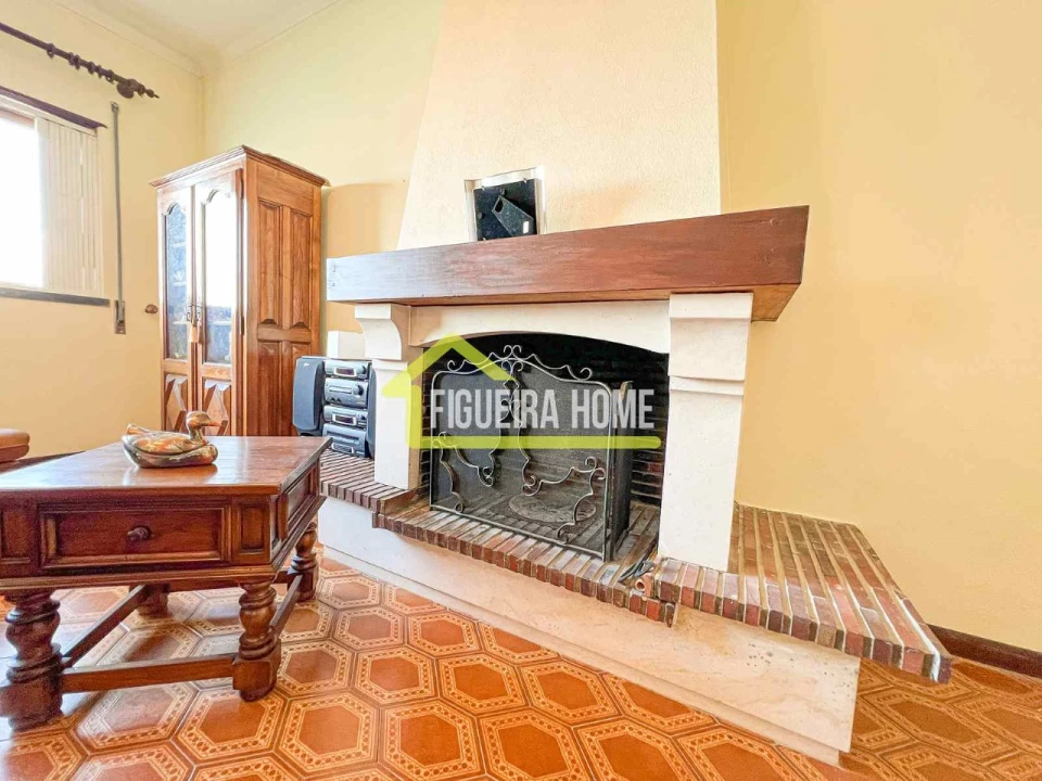 Moradia T4 para Venda em Buarcos Foto 21