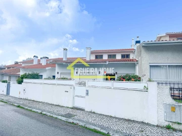 Moradia T4 para Venda em Buarcos
