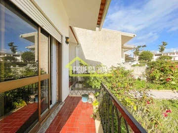 Moradia T4 para Venda em Buarcos