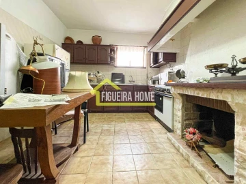 Moradia T4 para Venda em Buarcos