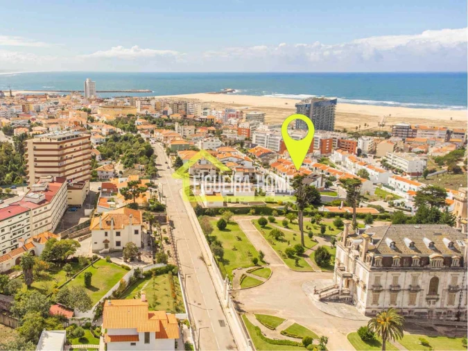 Moradia T4 para Venda em Buarcos Foto 5