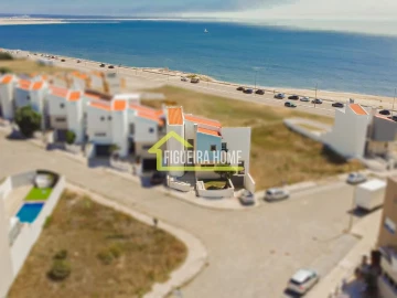 Moradia T4 para Venda em Buarcos