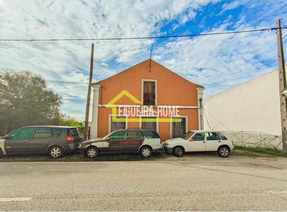 Moradia T5 para Venda em São Pedro Foto 3