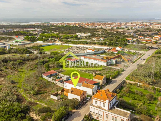 Moradia T5 para Venda em São Pedro Foto 2