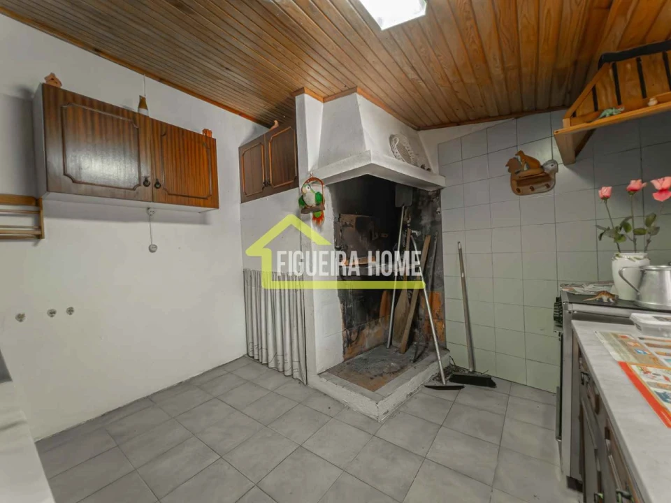 Moradia T3 para Venda em Lavos Foto 27