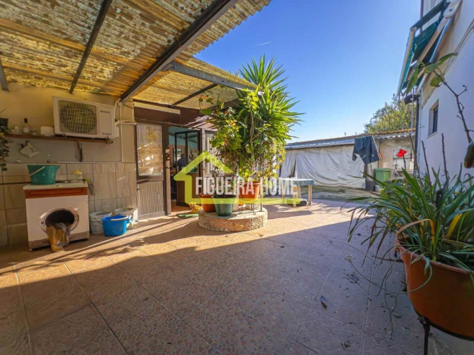 Moradia T3 para Venda em Lavos Foto 43