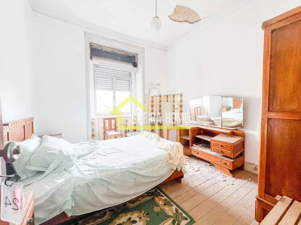 Moradia T8 para Venda em Buarcos Foto 60