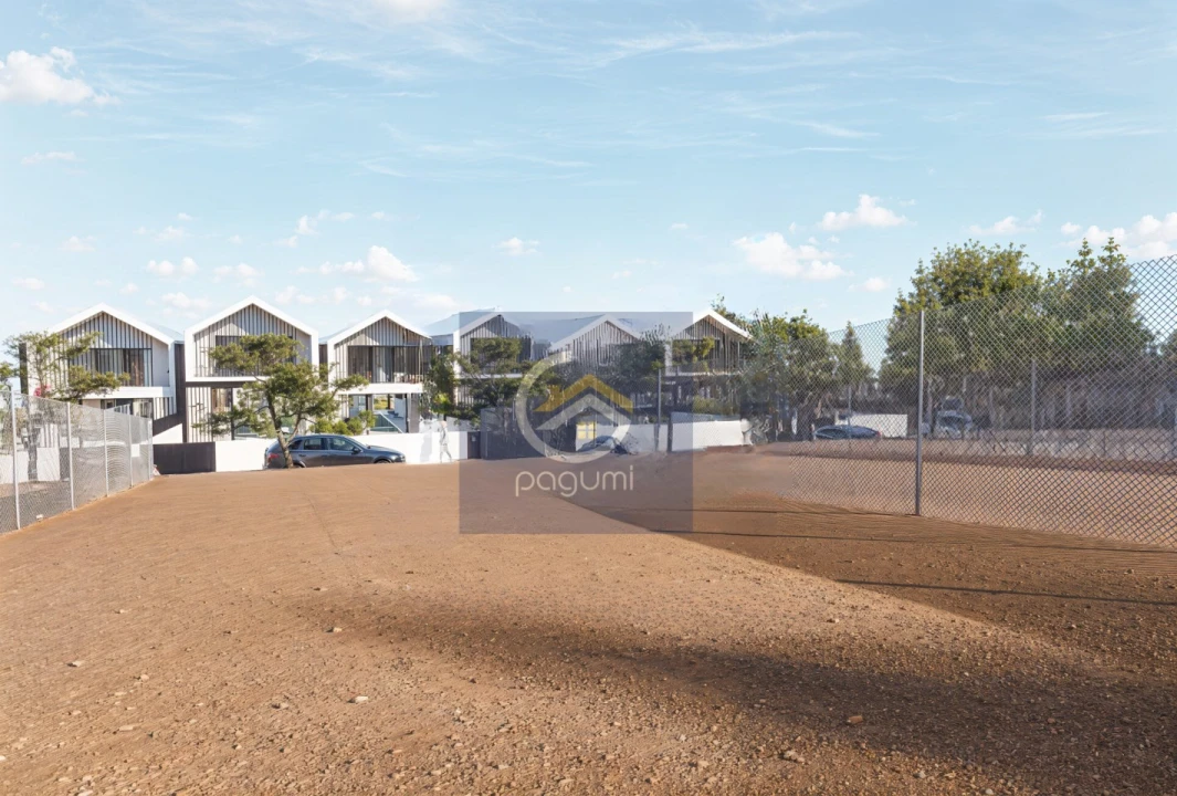 Moradia T3 para Venda em Abragão Foto 10