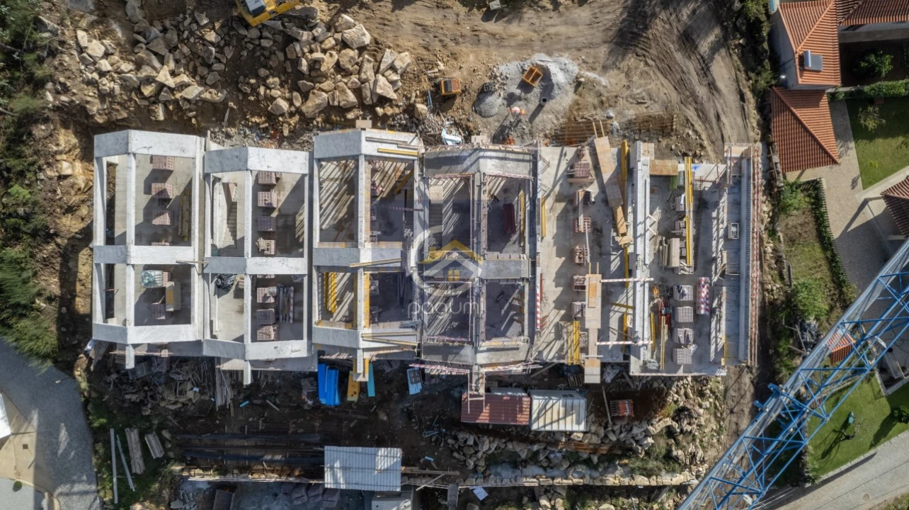 Moradia T3 para Venda em Abragão Foto 16