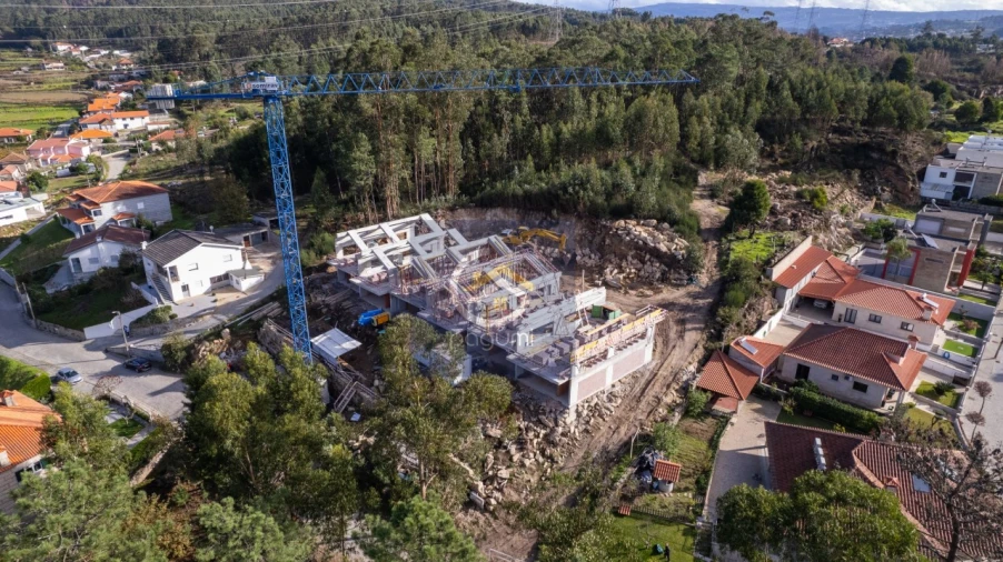 Moradia T3 para Venda em Abragão Foto 12