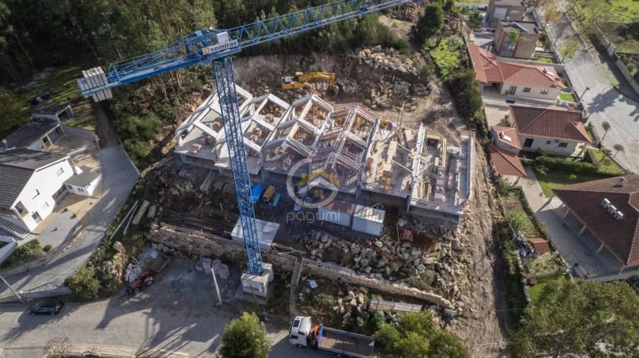 Moradia T3 para Venda em Abragão Foto 17