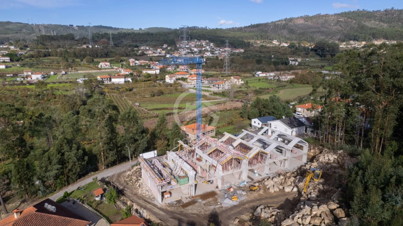 Moradia T3 para Venda em Abragão Foto 12