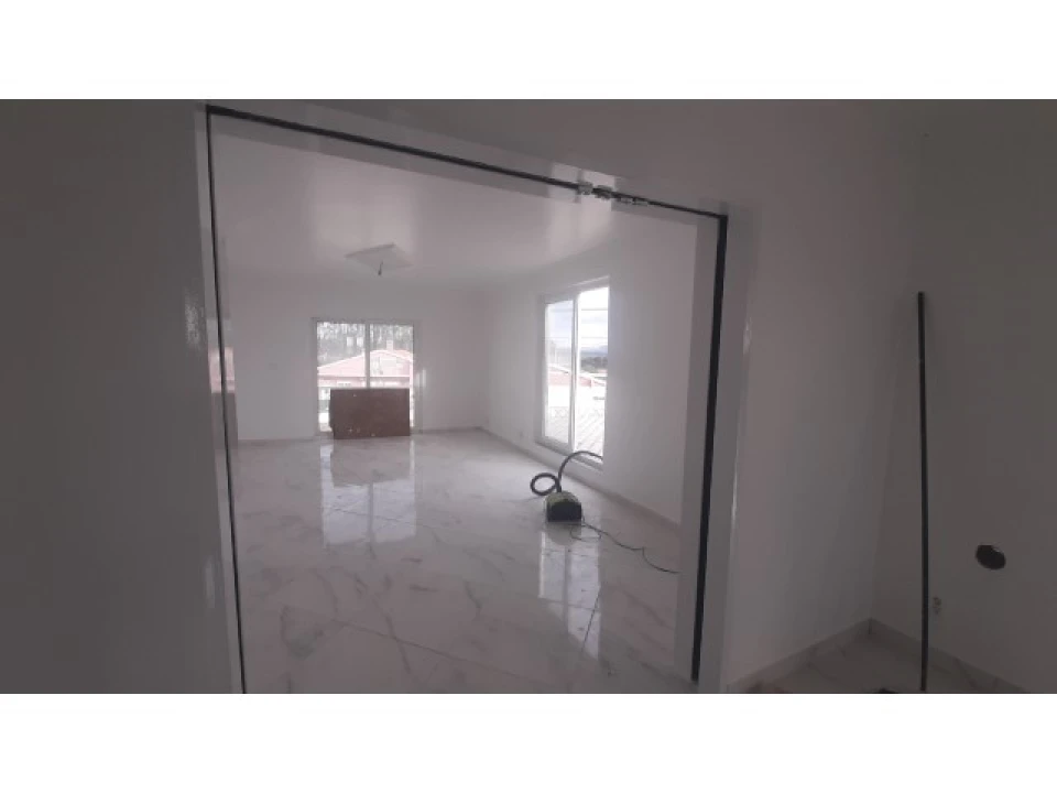 Moradia T6 para Venda em Campelos e Outeiro da Cabeça Foto 9