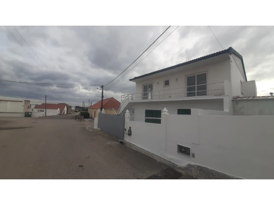 Moradia T6 para Venda em Campelos e Outeiro da Cabeça Foto 6