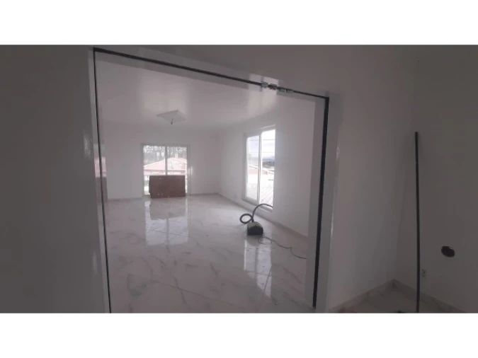 Moradia T6 para Venda em Campelos e Outeiro da Cabeça Foto 9