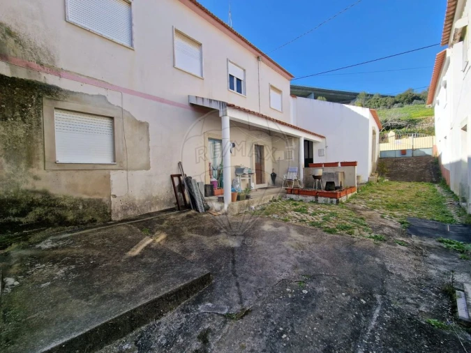 Moradia T8 para Venda em Alhandra, São João dos Montes e Calhandriz Foto 2