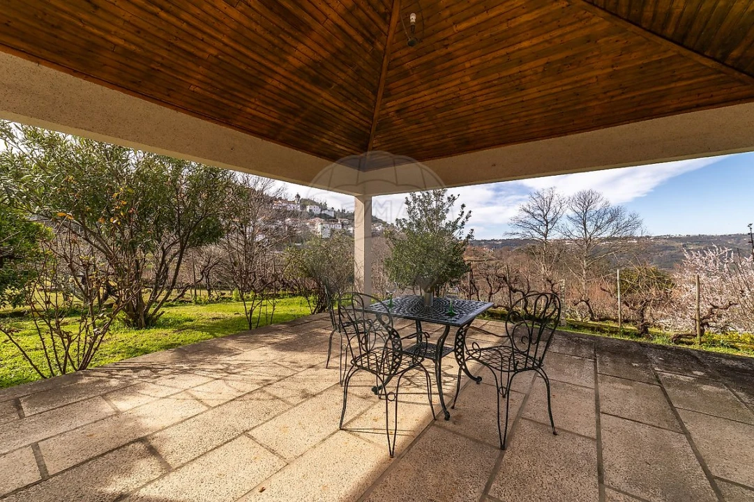 Moradia T4 para Venda em Aldeia das Dez Foto 22