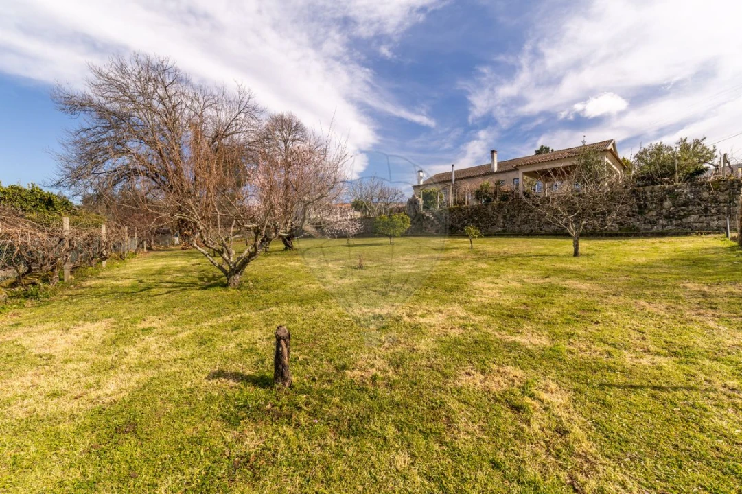 Moradia T4 para Venda em Aldeia das Dez Foto 29