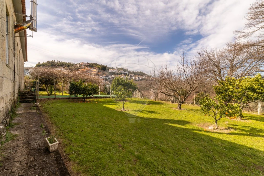 Moradia T4 para Venda em Aldeia das Dez Foto 5