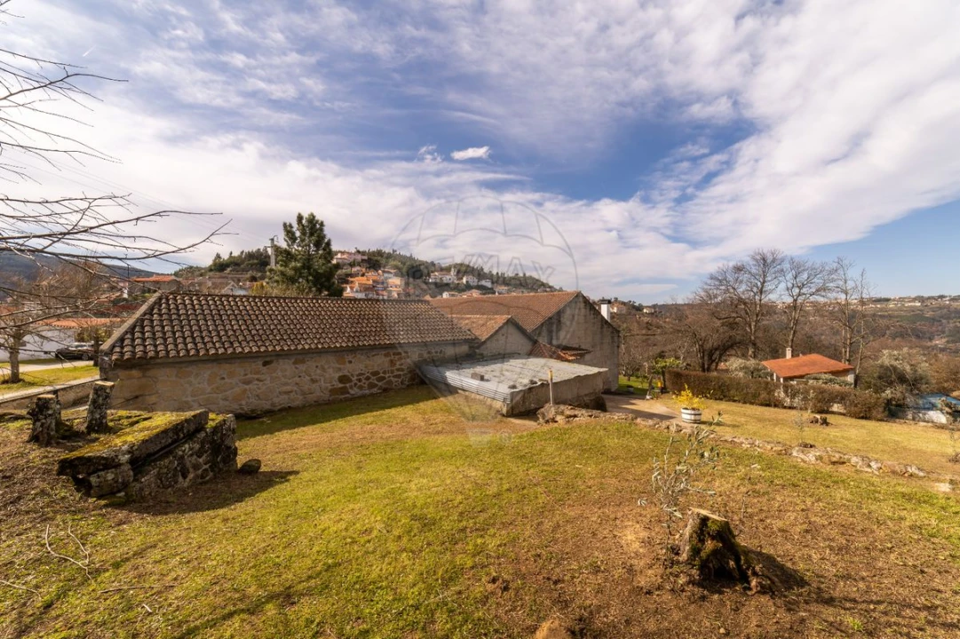 Moradia T4 para Venda em Aldeia das Dez Foto 31