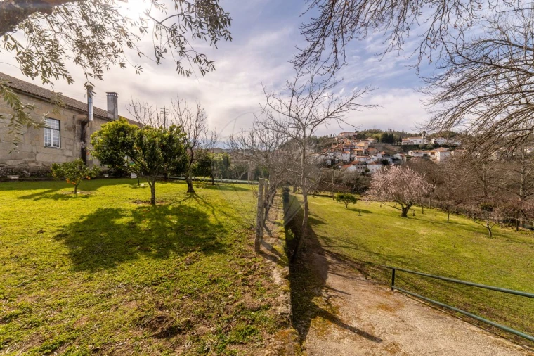 Moradia T4 para Venda em Aldeia das Dez Foto 30