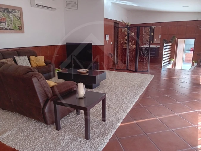 Quinta T6 para Venda em São Torcato Foto 10