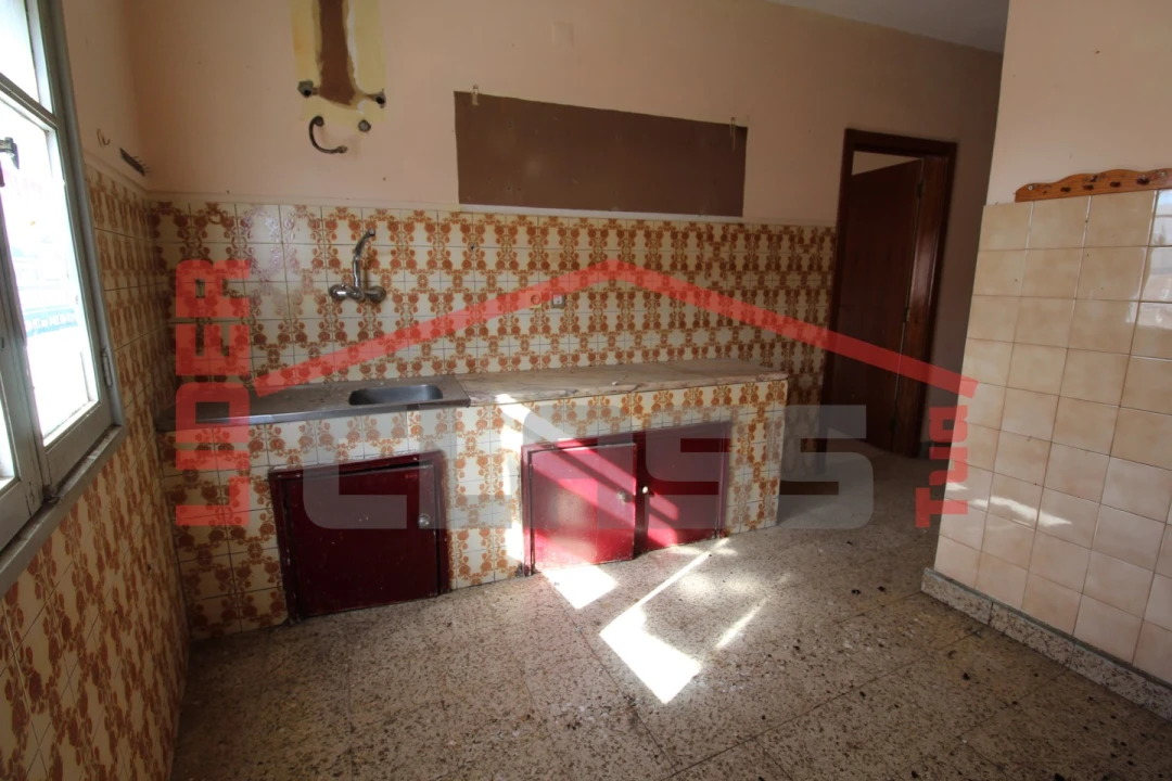 Moradia T1 para Venda em Agrobom, Saldonha e Vale Pereiro Foto 4