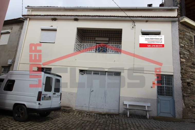 Moradia T1 para Venda em Agrobom, Saldonha e Vale Pereiro Foto 1