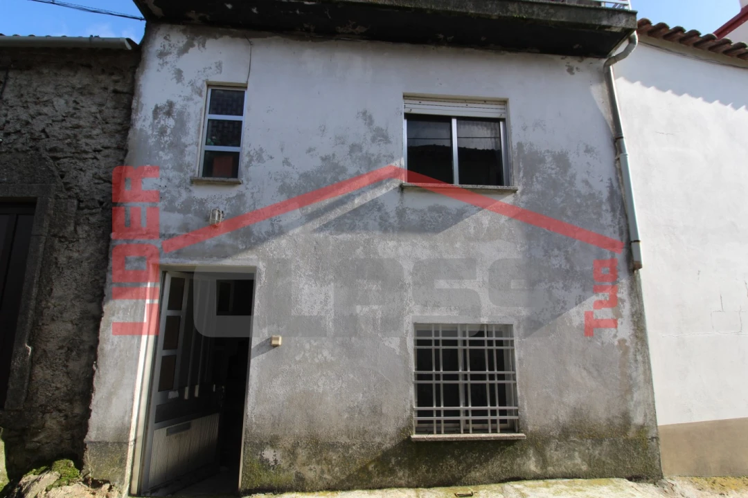 Moradia T3 para Venda em Brunhozinho, Castanheira e Sanhoane Foto 17