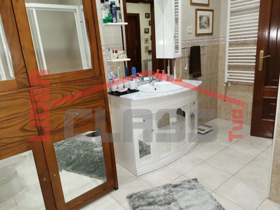 Moradia T6 para Venda em São Salvador Foto 5